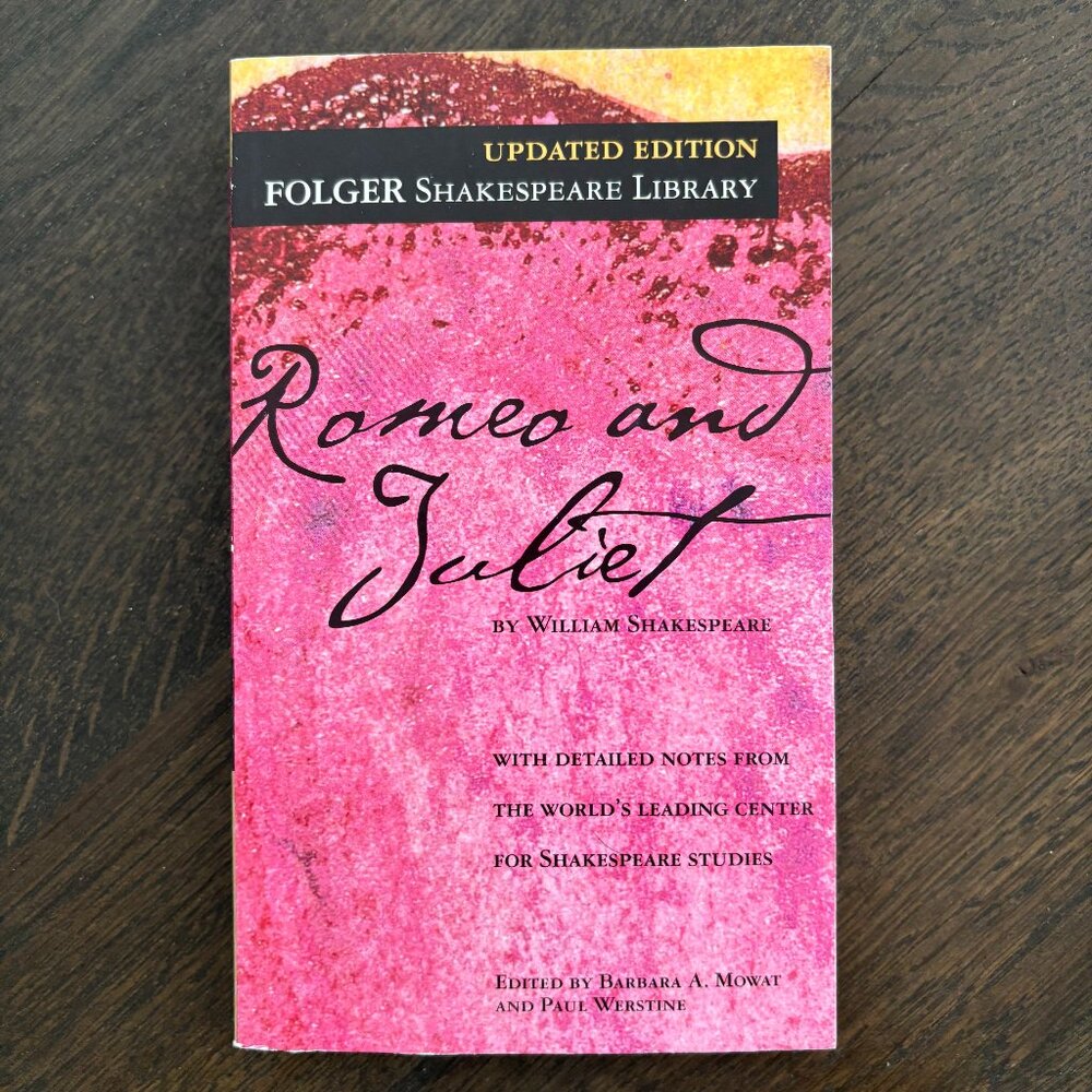William Shakespear - Romeo and Juliet, Paperback, updated Edition